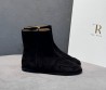Женские укороченные замшевые сапоги The Row черные 2025