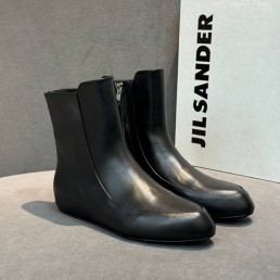 Женские кожаные ботинки Jil Sander черные на молнии 2025