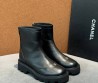 Женские кожаные ботинки Chanel черные с молнией сзади 2025