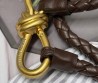 Женская кожаная сумка Bottega Veneta 30х23х16 коричневая 2025