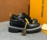 Женские кожаные ботинки Louis Vuitton черные с широкими шнурками 2025