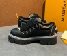 Женские кожаные ботинки Louis Vuitton черные с широкими шнурками 2025