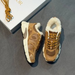 Женские комбинированные кроссовки Christian Dior коричневые с мехом 2026