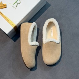 Женские замшевые лоферы с мехом The Row бежевые 2026