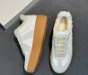 Женские комбинированные кроссовки на платформе Maison Margiela Replica белые с мехом 2026