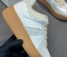 Женские комбинированные кроссовки на платформе Maison Margiela Replica белые с мехом 2026