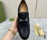 Мужские кожаные лоферы Gucci черные с пряжкой 2026