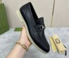 Мужские кожаные лоферы Gucci черные с пряжкой 2026