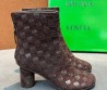 Женские комбинированные ботильоны Bottega Veneta коричневые с эффектом плетения 2026