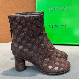 Женские комбинированные ботильоны Bottega Veneta коричневые с эффектом плетения 2026
