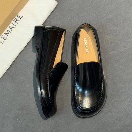 Женские лоферы Lemaire черные 2026