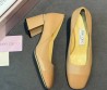 Женские кожаные туфли Jimmy Choo бежевые с лакированным носом каблук 6 см 2026