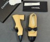 Женские кожаные туфли Chanel бежевые с черным носом каблук 5 см 2026