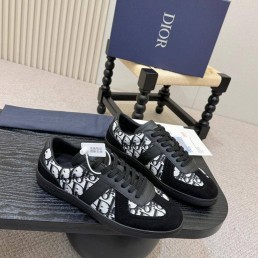 Мужские комбинированные кеды Christian Dior черные с белым 2026