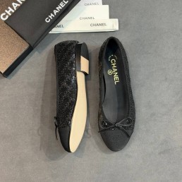 Женские текстильные балетки в пайетках Chanel черные 2026