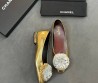 Женские кожаные балетки Chanel золотые с цветком 2026
