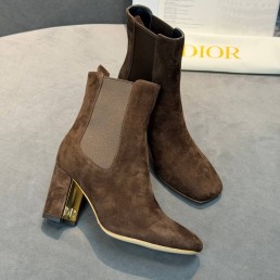 Женские замшевые ботильоны Christian Dior коричневые каблук 7,5 см 2026