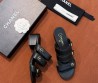 Женские кожаные босоножки Chanel черные 2026