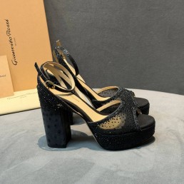 Женские комбинированные босоножки Gianvito Rossi черные в стразах каблук 11 см 2026