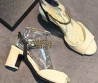 Женские кожаные босоножки Chanel молочные каблук 6,5 см 2026