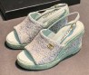 Женские комбинированные босоножки Chanel голубые на платформе 10 см 2026