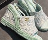 Женские комбинированные босоножки Chanel голубые на платформе 10 см 2026