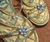Женские кожаные босоножки Chanel золотые со стразами 2026