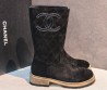 Женские замшевые сапоги Chanel черные на молнии 2026
