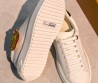 Женские кожаные кроссовки Louis Vuitton белые с брелоком 2026