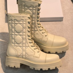 Женские кожаные ботинки на шнуровке Christian Dior молочные 2026
