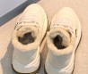 Женские кожаные кроссовки с мехом Prada белые 2026