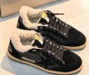 Женские замшевые кроссовки Golden Goose черные с мехом 2026