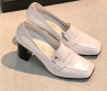 Женские кожаные туфли Chanel белые глянцевые каблук 7 см 2026