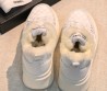 Женские кожаные кроссовки с мехом на платформе Chanel белые 2026