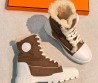 Женские текстильные ботинки Hermes с мехом коричневые с белым кожаным носом 2026