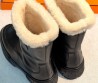 Женские кожаные сапоги с мехом Hermes черные 2026