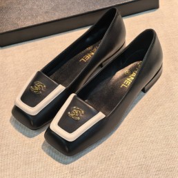 Женские кожаные балетки Chanel черные с квадратным носом 2026