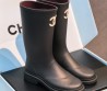 Женские резиновые сапоги Chanel черные 2026