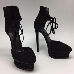 Женские замшевые туфли на платформе и высоком каблуке Casadei черные