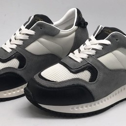 Женские летние замшевые кроссовки Givenchy серые