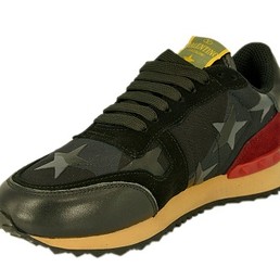 Летние комбинированные кроссовки Valentino Garavani Rockrunner черные с красным задником