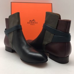 Женские кожаные осенние полусапожки Hermes черные