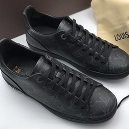 Мужские осенние кожаные кеды Louis Vuitton черные с логотипом