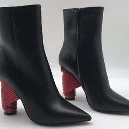 Женские осенние кожаные ботильоны Balenciaga черные с красным каблуком