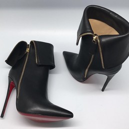 Женские кожаные осенние ботильоны Christian Louboutin черные