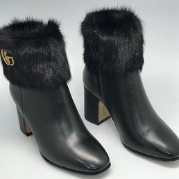 Женские кожаные полусапоги Gucci с пряжкой на массивном каблуке