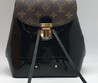 Женский кожаный лаковый рюкзак Louis Vuitton коричневый