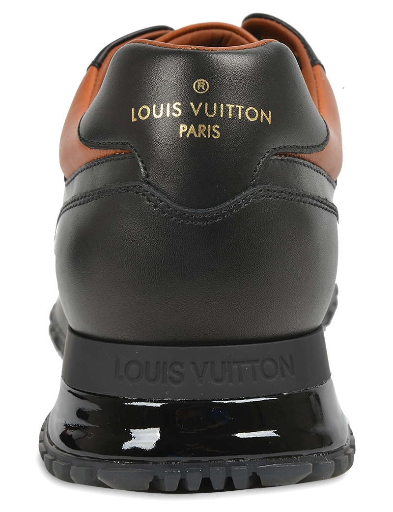 Луи кроссовки цена. Кожанные кросовки Луи витон. Кроссовки Louis Vuitton Run away. Кросовки Луи витон мужские. Луи Виттон кроссовки кожаные.