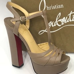 Босоножки Christian Louboutin Pigalle бежевые
