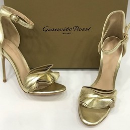Босоножки кожаные Gianvito Rossi Marie золотой
